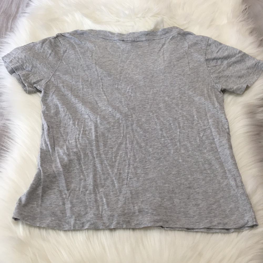 Heather Grey Tee! - Picture 3 of 3
